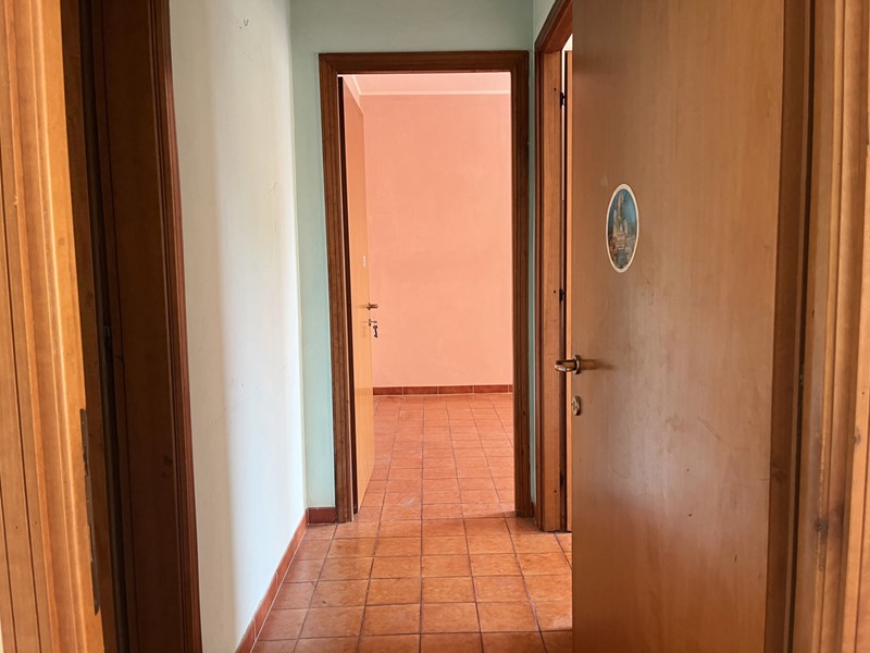 Bilocale in Vendita a Roma, 209'000&euro;, 70 m²