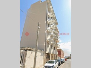 Trilocale in Vendita a Bari, 290'000&euro;, 88 m², con Box