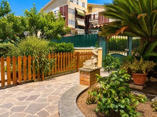 Trilocale in Affitto a Roma, 820&euro;, 65 m², arredato