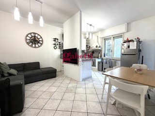 Trilocale in Vendita a Scandicci, 325'000&euro;, 78 m², arredato