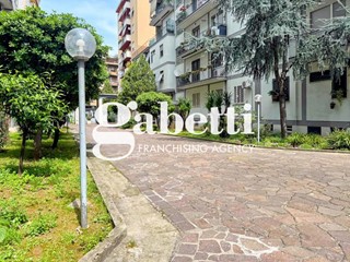 Trilocale in Vendita a Roma, 295'000&euro;, 115 m²