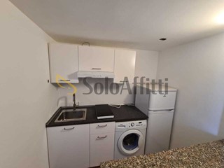 Trilocale in Affitto a Modena, 650&euro;, 25 m²