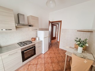 Bilocale in Vendita a Vercelli, 48'000&euro;, 63 m²