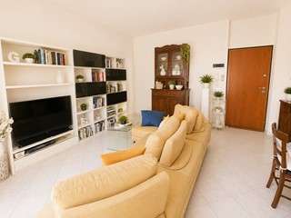 Appartamento in Vendita a Follo, 130'000&euro;, 89 m²