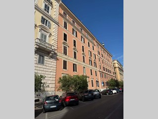 Bilocale in Vendita a Roma, 135'000&euro;, 64 m²