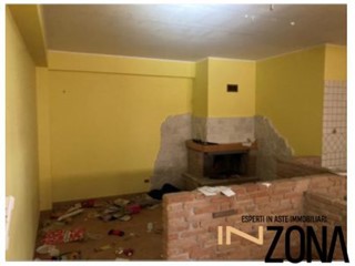 Quadrilocale in Vendita a L'Aquila, 191'250&euro;, 150 m²