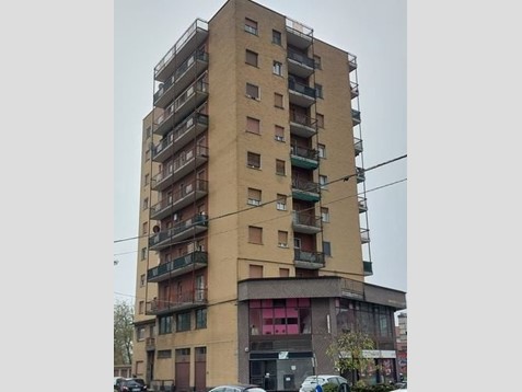 Trilocale in Vendita a Limbiate, 72'750&euro;, 87 m²