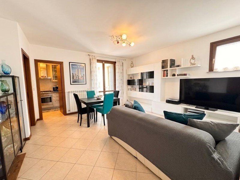 Quadrilocale in Vendita a Pontedera, 160'000&euro;, 84 m², arredato