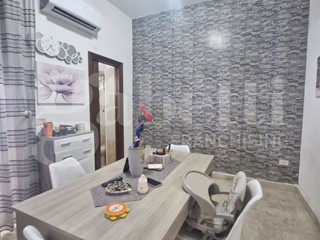 Trilocale in Vendita a Palermo, 85'000&euro;, 90 m²