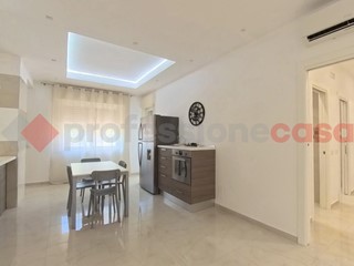 Appartamento in Vendita a Siracusa, 168'000&euro;, 149 m², arredato