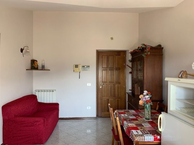 Bilocale in Affitto a Assisi, 400&euro;, 40 m², arredato