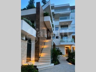 Trilocale in Vendita a Tortoreto, 295'000&euro;, 60 m², arredato