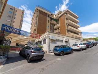 Trilocale in Vendita a Catania, 88'000&euro;, 68 m²