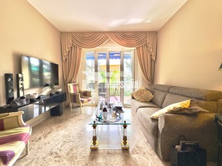 Quadrilocale in Vendita a Sanremo, 450'000&euro;, 131 m²
