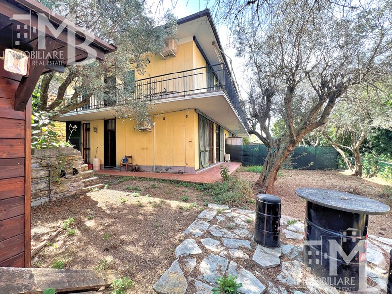 Appartamento in Vendita a Recco, 380'000&euro;, 90 m²