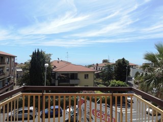 Quadrilocale in Vendita a Gravina di Catania, 139'000&euro;, 119 m²