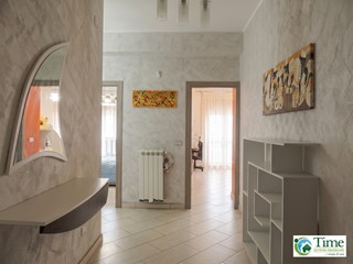 Trilocale in Vendita a Tremestieri Etneo, 155'000&euro;, 110 m², con Box