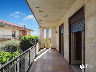 Appartamento in Vendita a Misterbianco, 138'000&euro;, 163 m²