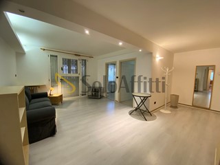 Quadrilocale in Affitto a Rimini, zona Via della Fiera (Vecchia), 810&euro;, 80 m², arredato