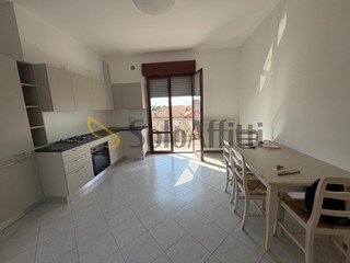 Trilocale in Affitto a Rimini, zona Celle, 895&euro;, 75 m², con Box