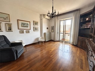 Quadrilocale in Vendita a Milano, 369'000&euro;, 106 m²