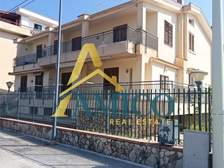 Appartamento in Affitto a Casteldaccia, 200&euro;, 220 m²