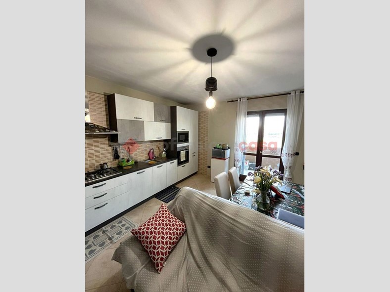 Trilocale in Vendita a Bari, 160'000&euro;, 75 m²