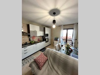Trilocale in Vendita a Bari, 160'000&euro;, 75 m²