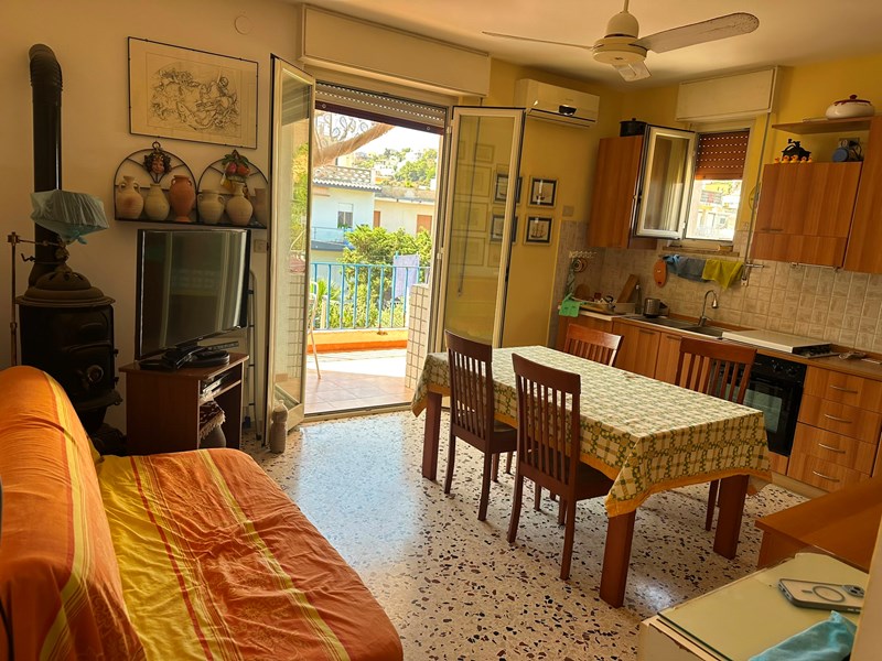 Appartamento in Vendita a Alcamo, zona ALCAMO MARINA, 105'000&euro;, 73 m²