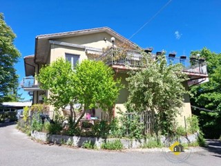 Appartamento in Vendita a Genova, 68'273&euro;, 149 m²
