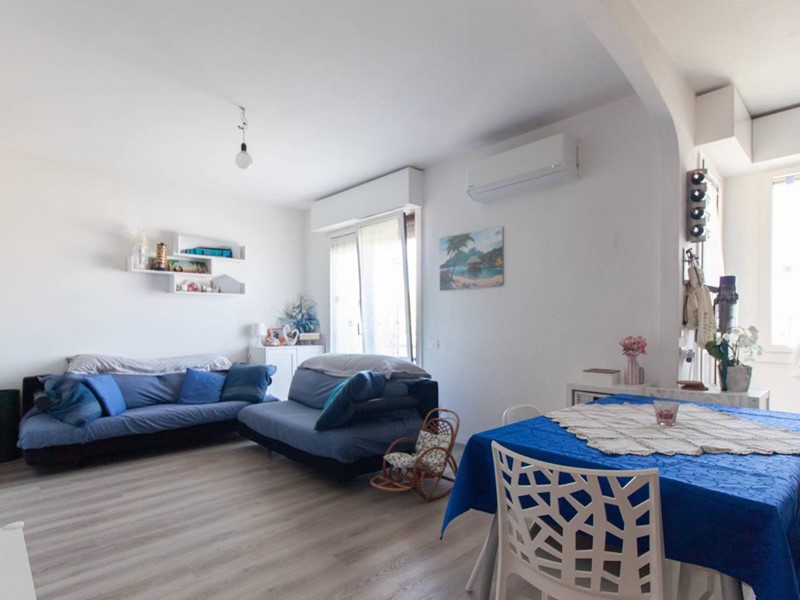 Appartamento in Vendita a Pisa, zona Riglione Oratoio, 239'000&euro;, 90 m², con Box
