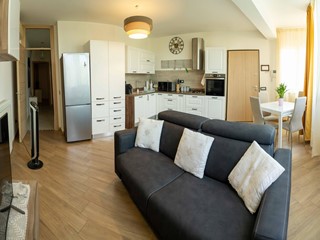 Trilocale in Vendita a Rosignano Marittimo, 240'000&euro;, 75 m², arredato, con Box