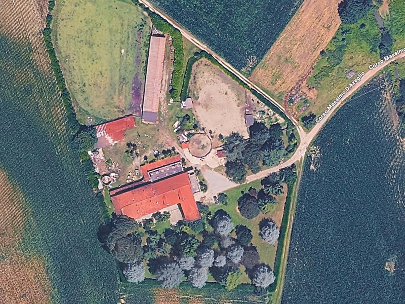 Quadrilocale in Vendita a Albiano d'Ivrea, 72'144&euro;, 225 m²