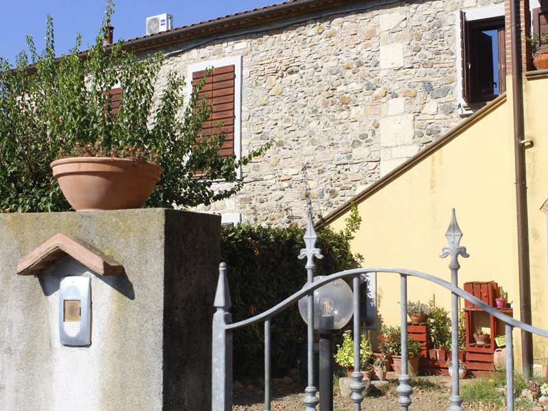 Trilocale in Vendita a Santa Luce, 155'000&euro;, 68 m², arredato