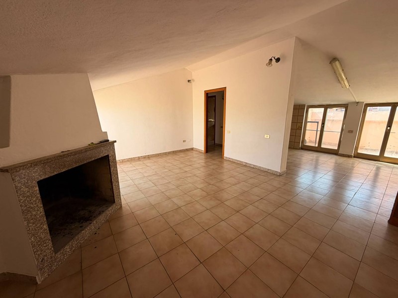 Quadrilocale in Vendita a Quartu Sant'Elena, 108'000&euro;, 117 m²