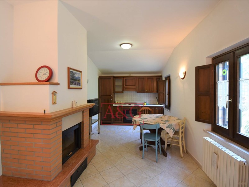 Quadrilocale in Vendita a Amandola, 35'000&euro;, 55 m²