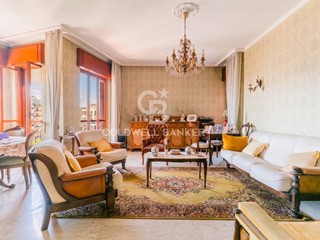 Appartamento in Vendita a Bari, 490'000&euro;, 172 m²