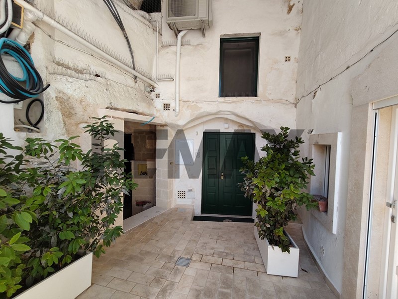 Bilocale in Vendita a Matera, 150'000&euro;, 75 m²