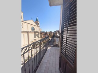 Quadrilocale in Vendita a Montelepre, 93'000&euro;, 98 m²