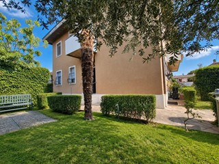 Quadrilocale in Vendita a Rovato, 210'000&euro;, 135 m²