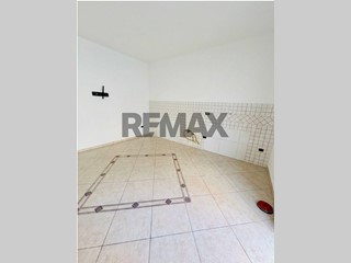 Trilocale in Vendita a Napoli, 160'000&euro;, 60 m²