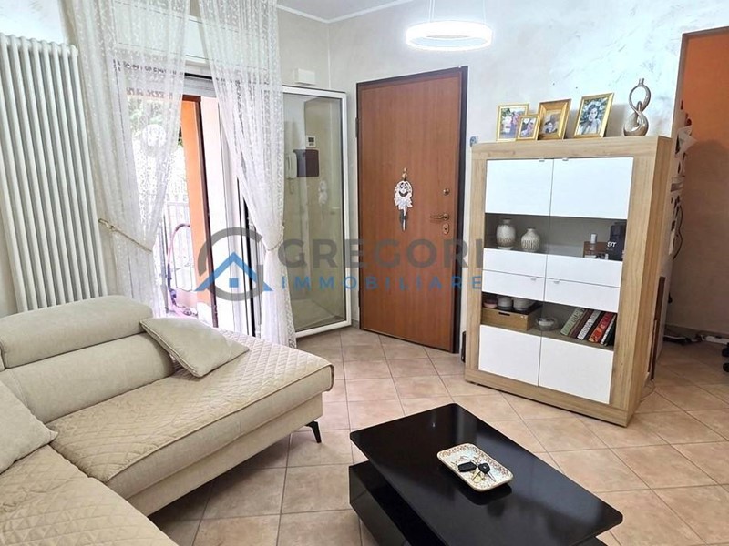 Appartamento in Vendita a Mosciano Sant'Angelo, 210'000&euro;, 107 m²