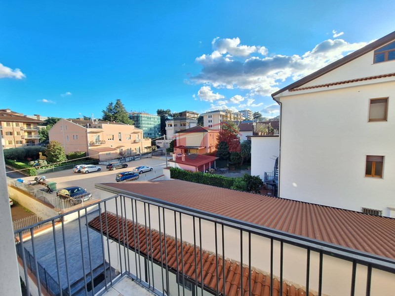 Quadrilocale in Vendita a Benevento, 125'000&euro;, 81 m²