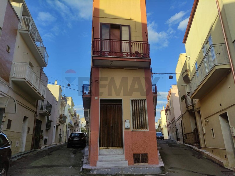 Quadrilocale in Vendita a Laterza, 75'000&euro;, 60 m²