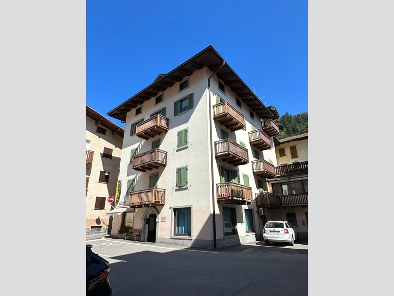 Attico in Vendita a Pinzolo, 430'000&euro;, 74 m²