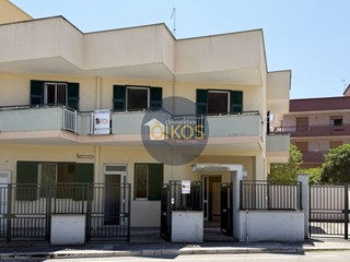 Appartamento in Vendita a Monopoli, 465'000&euro;, 200 m², con Box