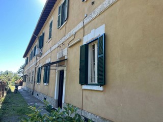 Quadrilocale in Vendita a Savona, 100'000&euro;, 76 m²