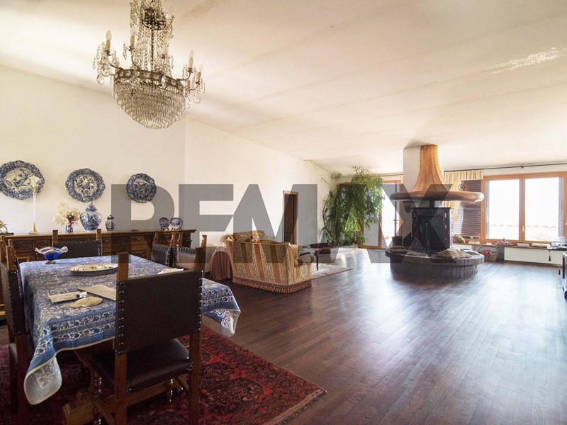 Appartamento in Vendita a Roccastrada, 265'000&euro;, 276 m²