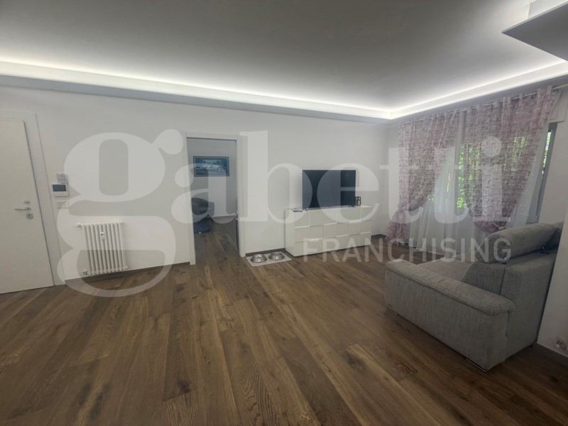 Quadrilocale in Vendita a Sanremo, 495'000&euro;, 123 m², arredato