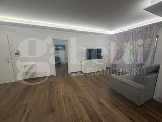 Quadrilocale in Vendita a Sanremo, 495'000&euro;, 123 m², arredato